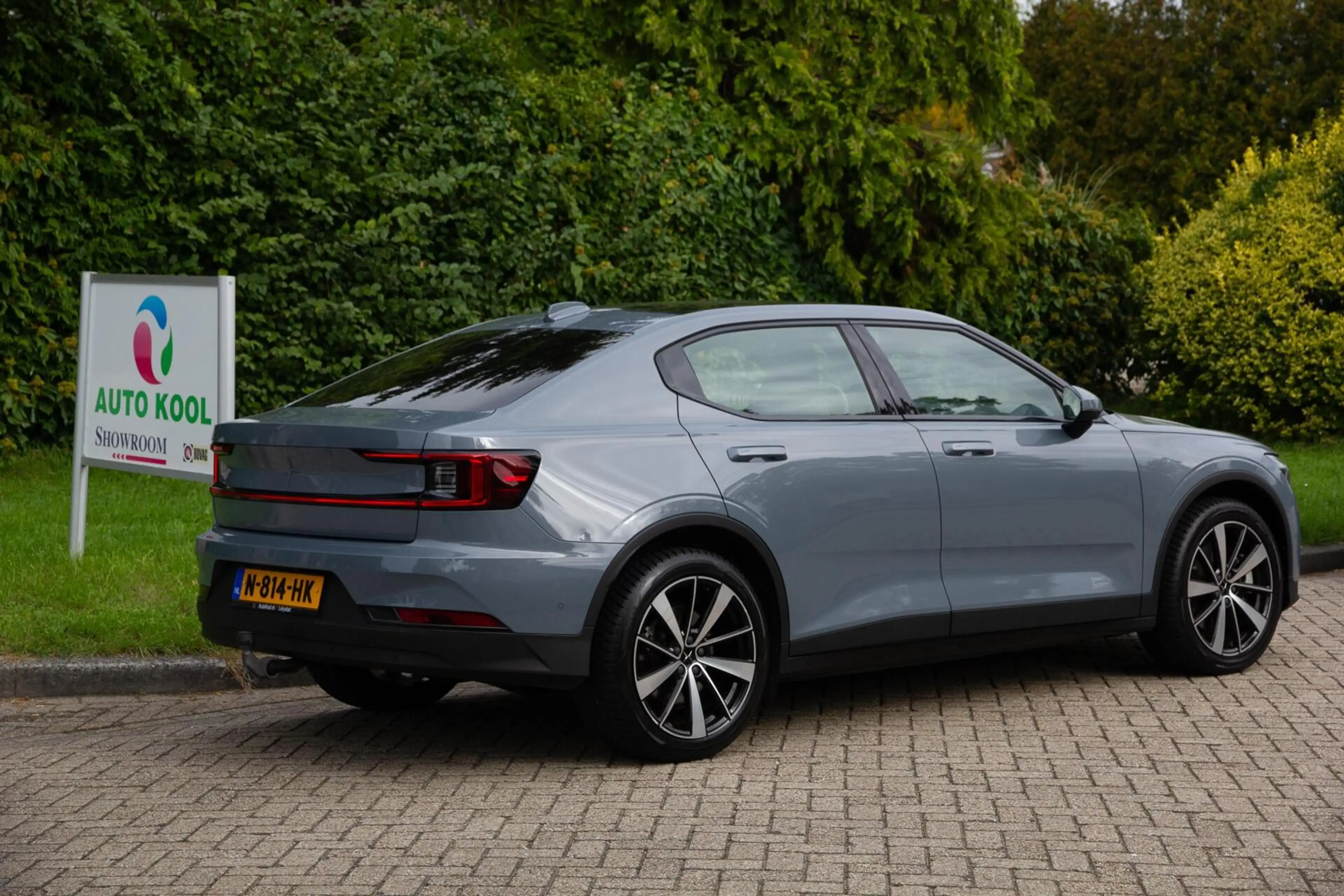 Polestar 2 Standard Range Single Motor 63kWh — photo 38
