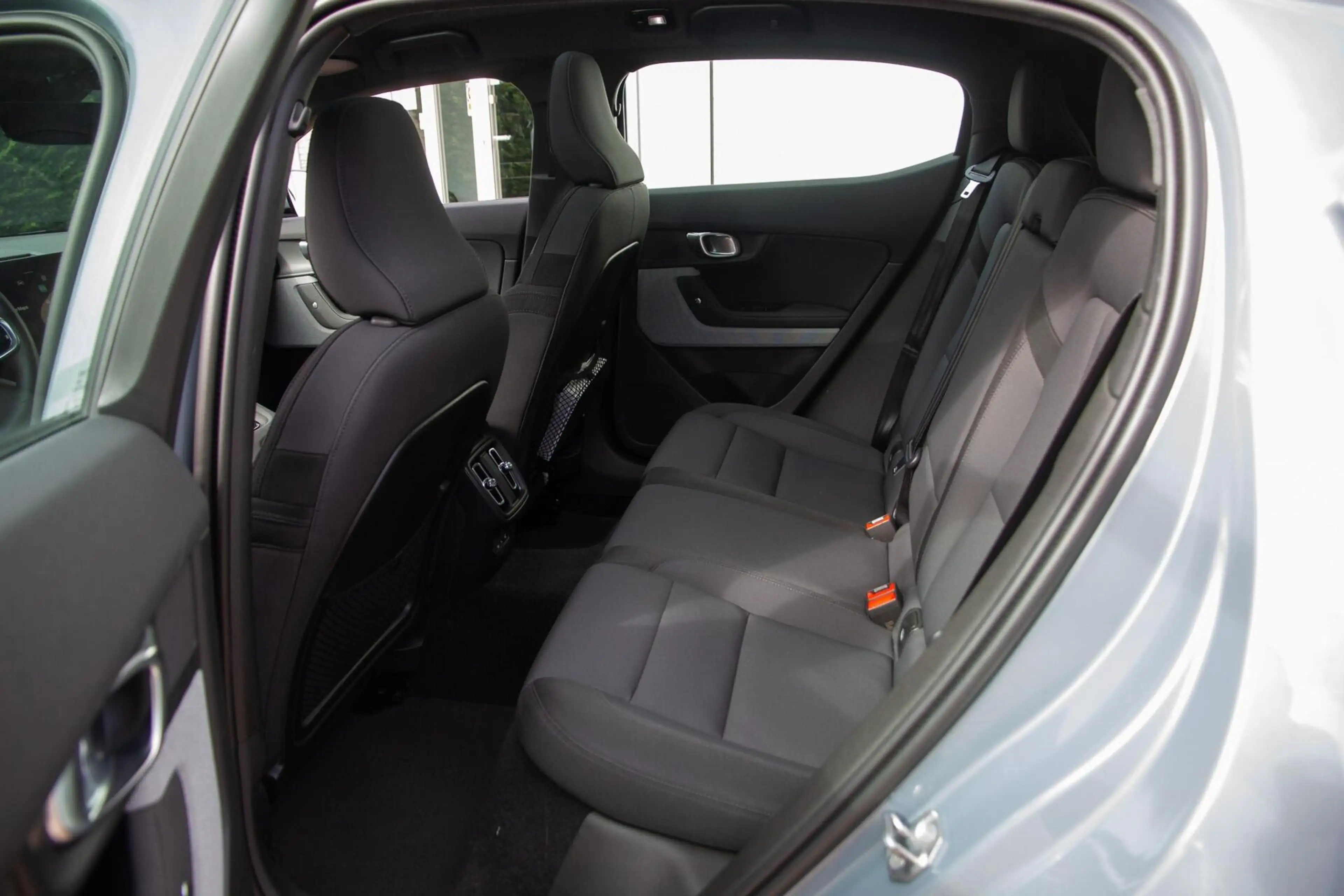 Polestar 2 Standard Range Single Motor 63kWh — photo 7