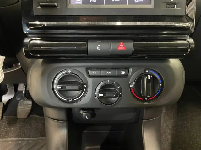 Citroen C3 view 10