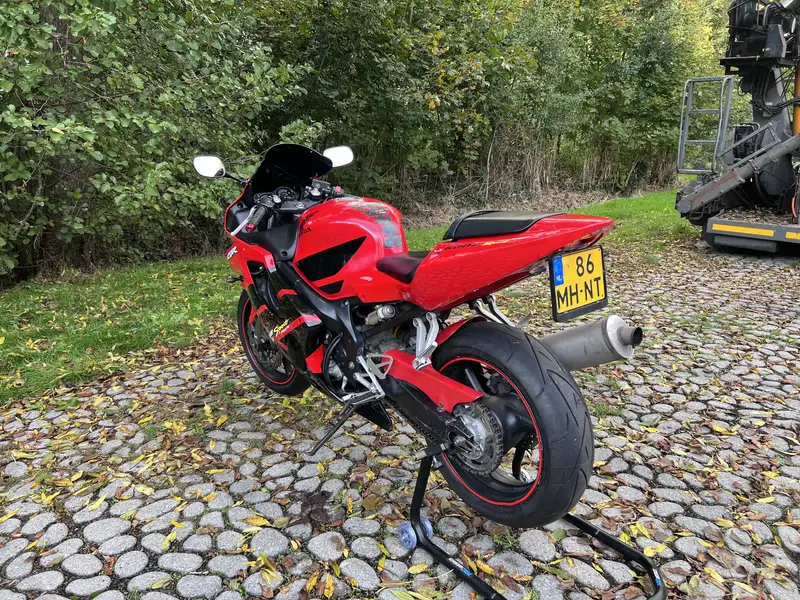 Honda CBR 600 - foto 7