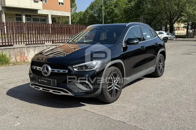Mercedes-Benz GLA 180 GLA 180 d Automatic Sport Plus