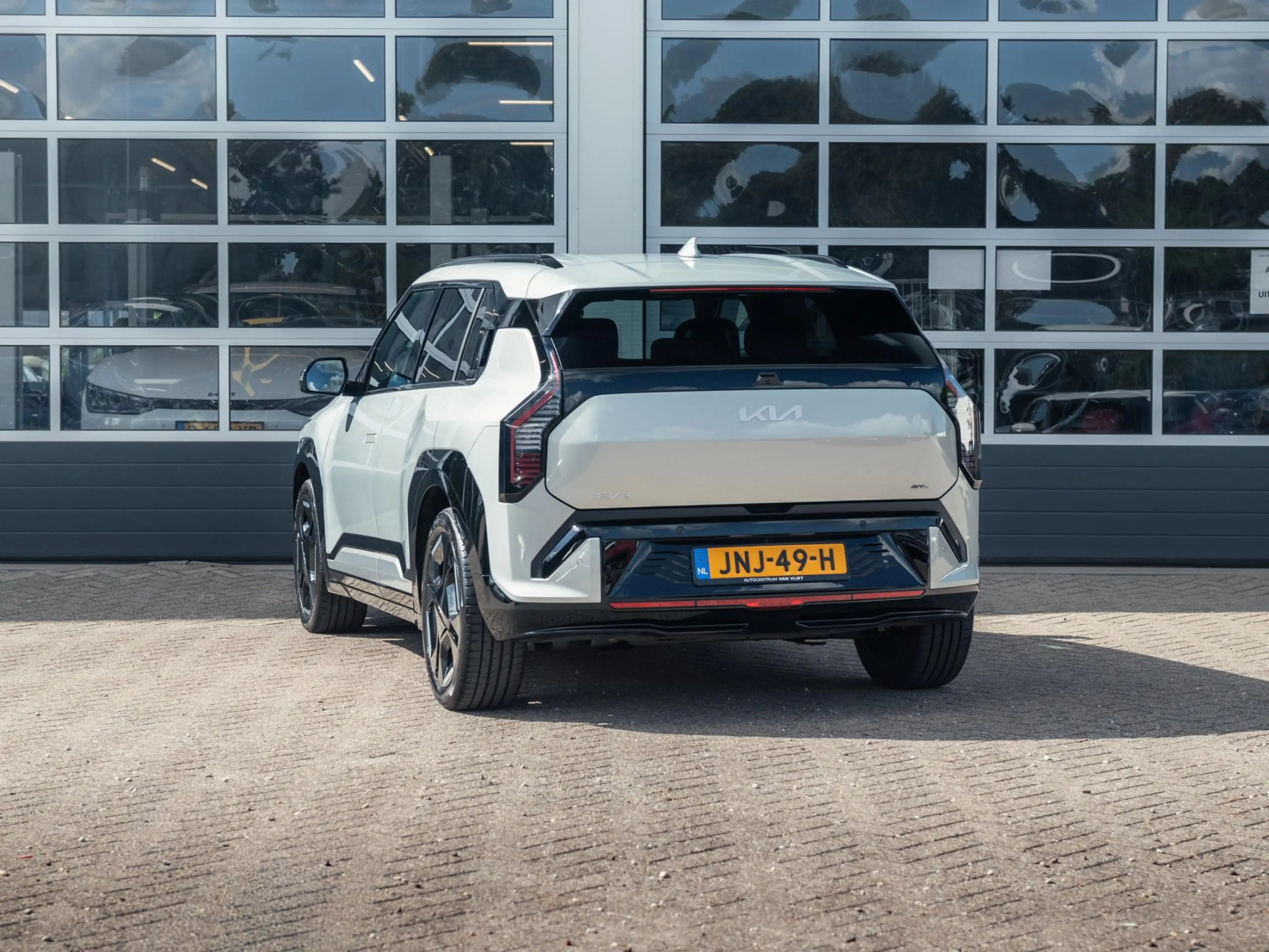Kia EV3 GT-Line Business Edition 81.4 kWh GT-line interieu — photo 7