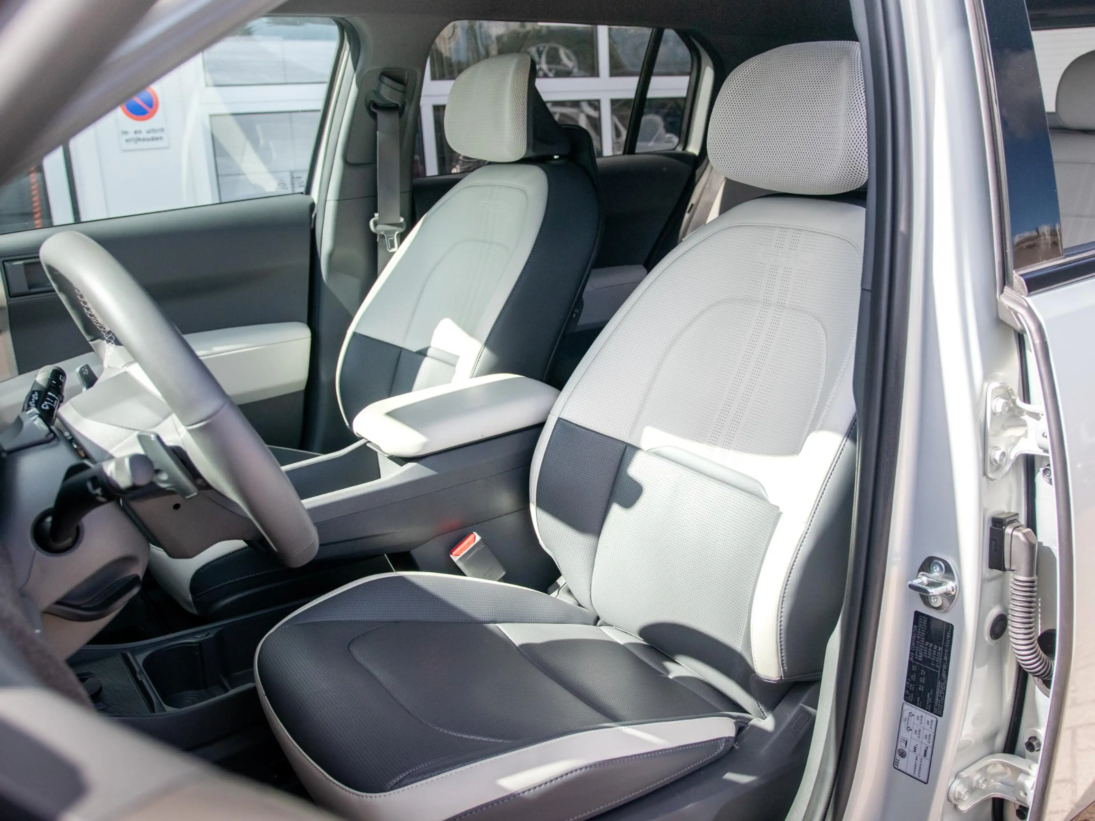 Kia EV3 GT-Line Business Edition 81.4 kWh GT-line interieu — photo 10