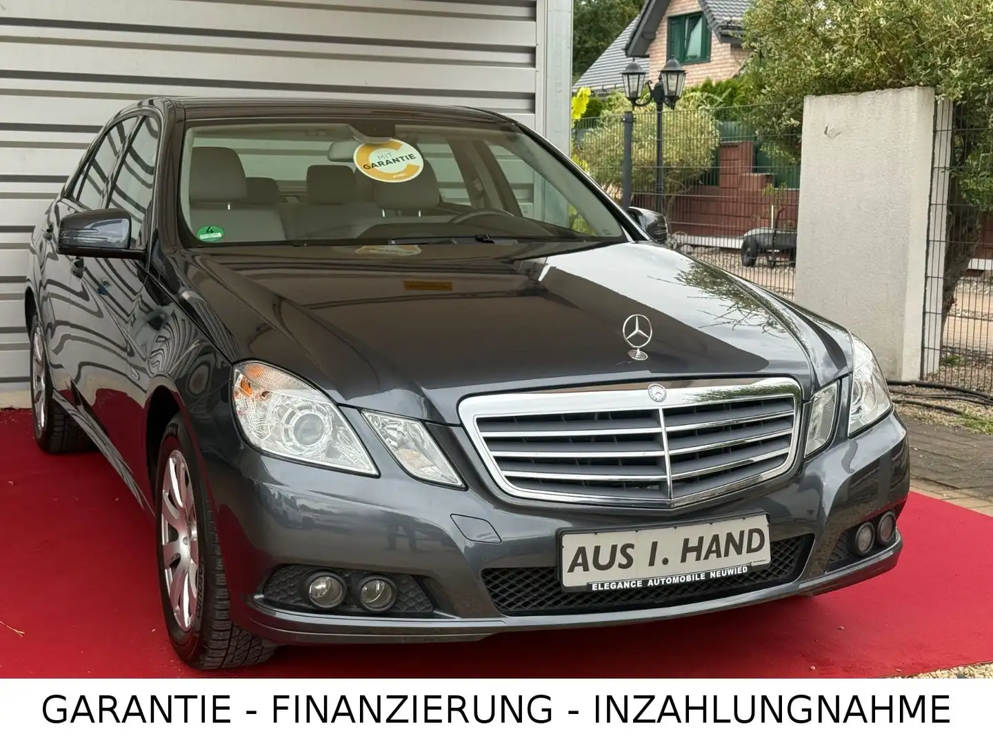 Mercedes-Benz E 200 CGI BlueEfficiency/1.Hand/Rentnerfzg. Gris - 1