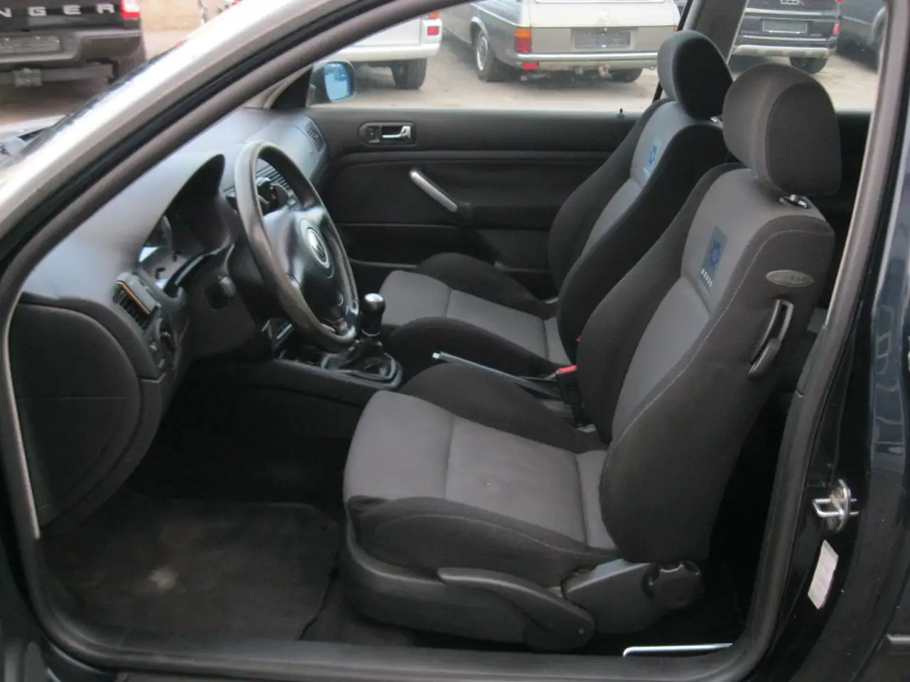 Volkswagen Golf 2.0 Edition *Klimaaut+TÜV 03/2028*, foto 12