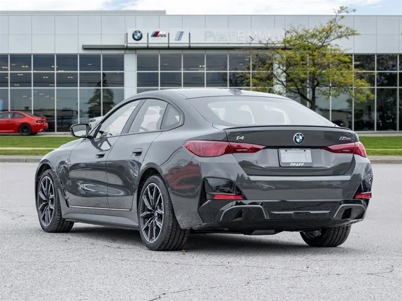 BMW i4 снимка BMW i4