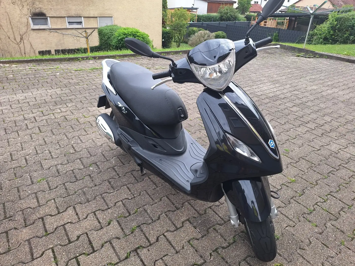 Piaggio Fly 125 Piaggio New Fly 125 ie 3V Nero - 1
