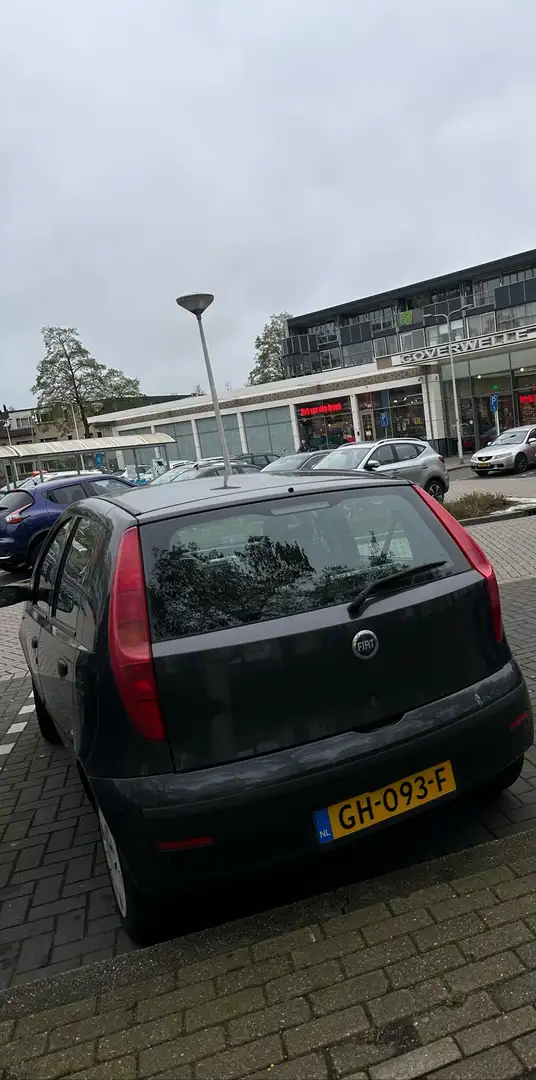 Fiat Punto 1.2 Active Grijs - 2