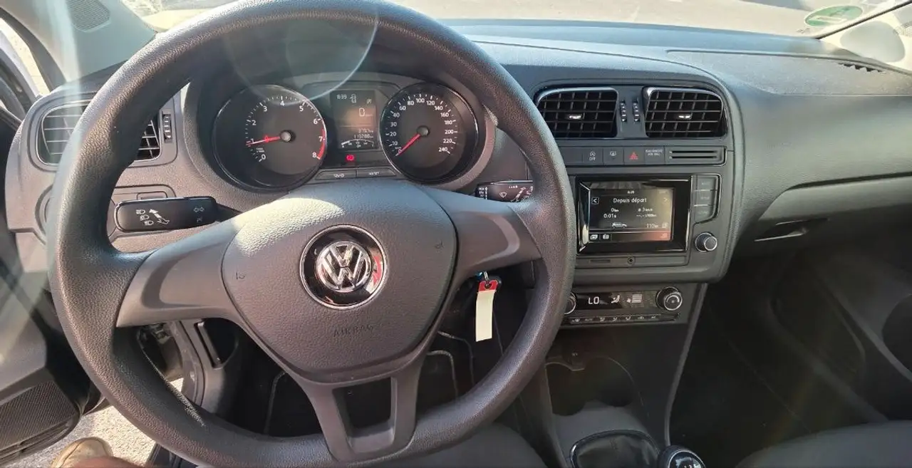 Volkswagen Polo Citadine 5 portes — photo 6