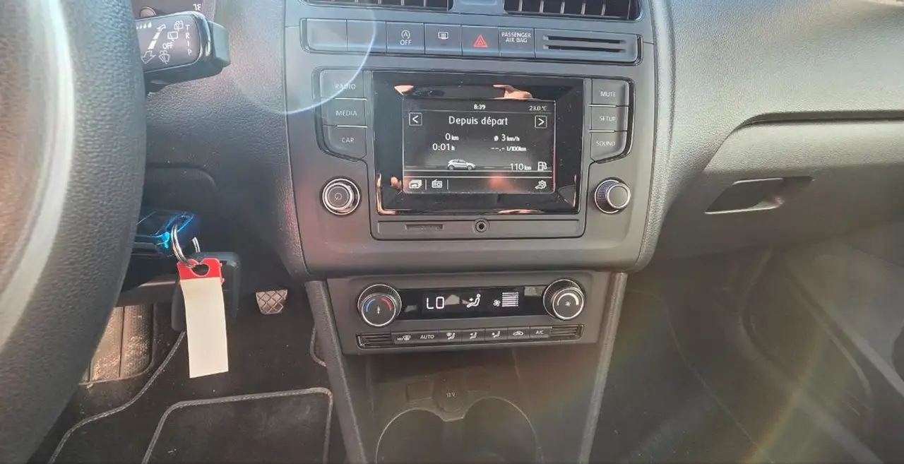 Volkswagen Polo Citadine 5 portes — photo 7