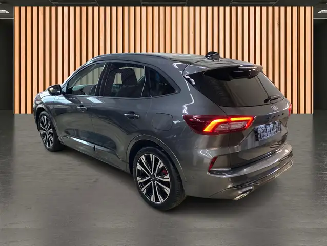 Ford Kuga view 4