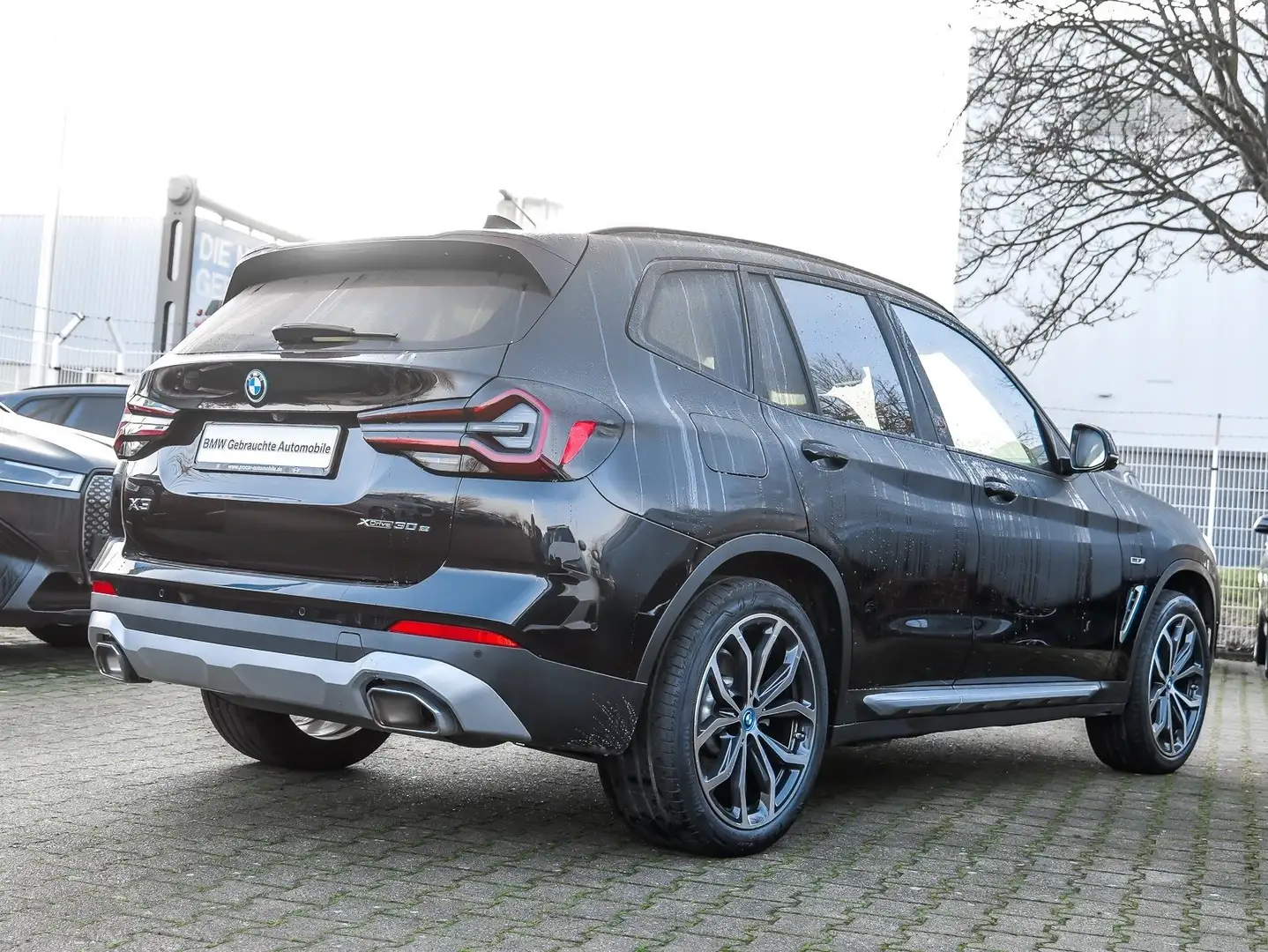 BMW X3 xDrive30e Live Cockpit Prof.+Pano+LED+Sportsitze+R Schwarz - 2