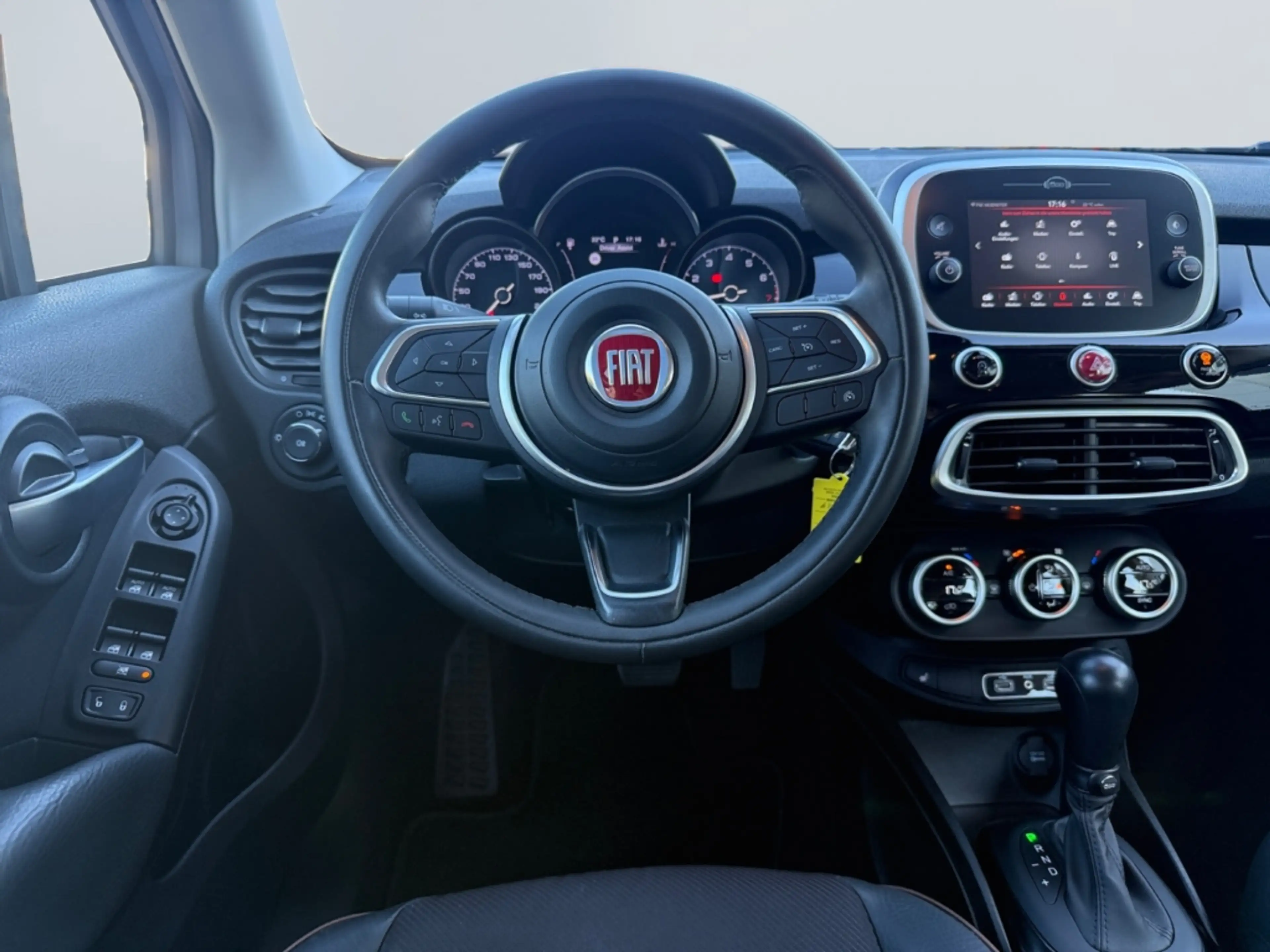 Fiat 500X 1.3 GSE City Cross DCT *SHZ*PDC*CarPlay*DAB* — photo 12