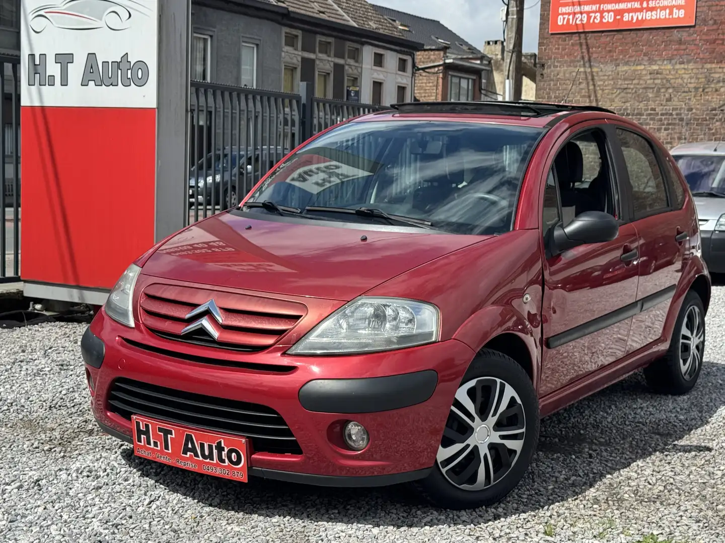 Citroen C3 1.4 ess toit panoramique Rosso - 1