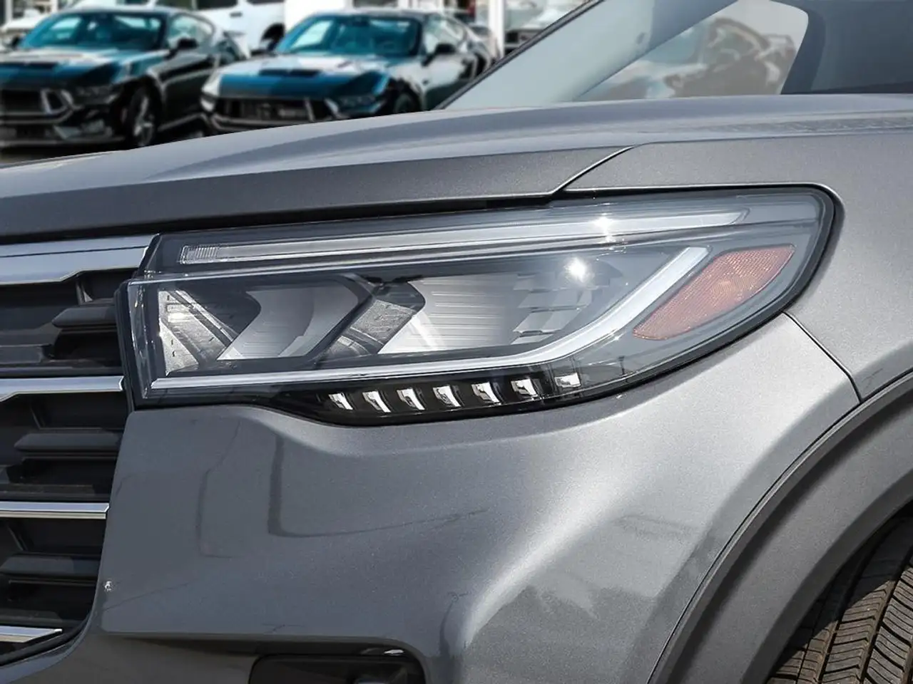 Ford Explorer снимка Ford Explorer