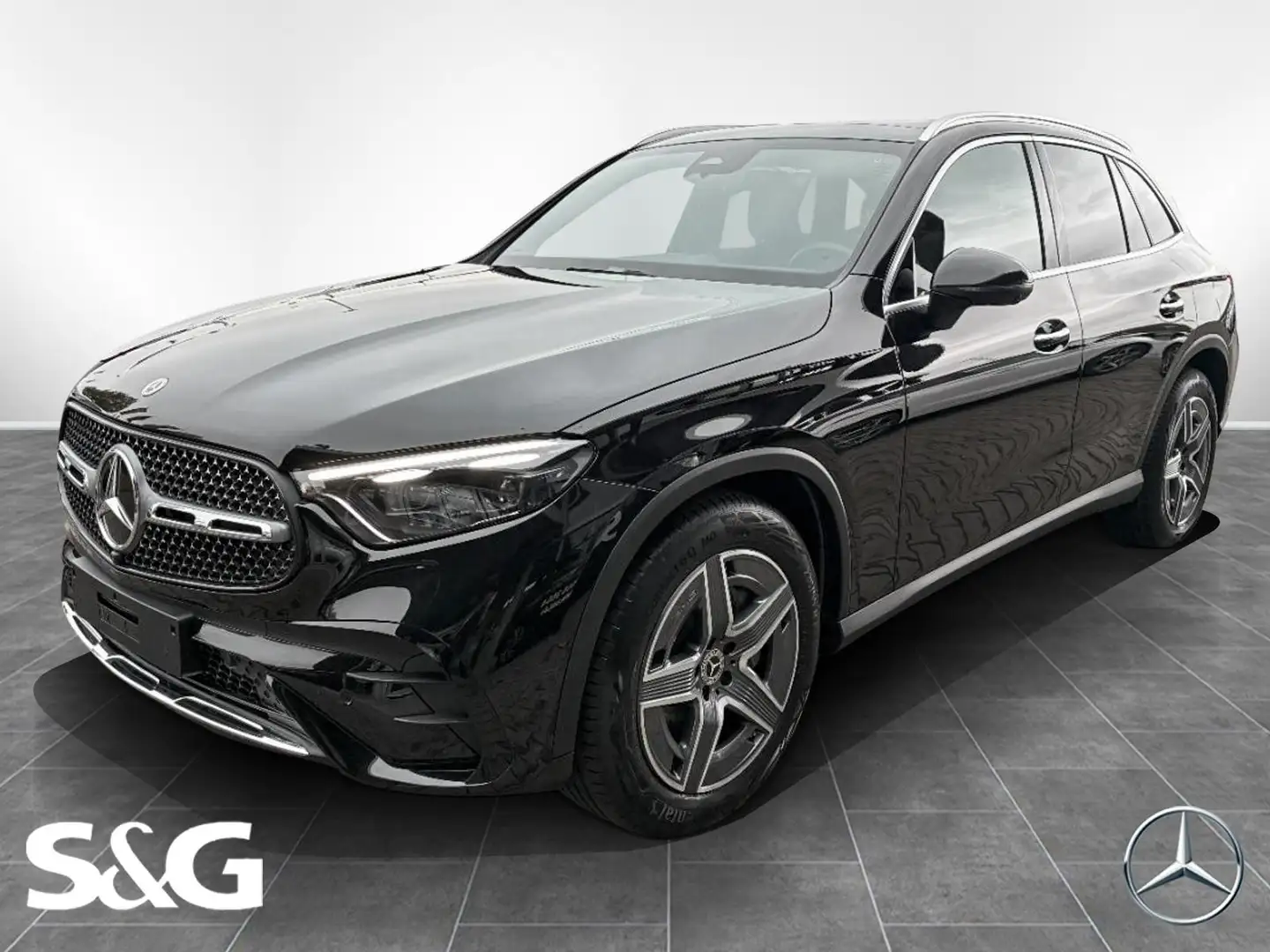 Mercedes-Benz GLC 200 4M AMG 360°+Pano+Totwink+AHK+HUD+19 Schwarz - 1