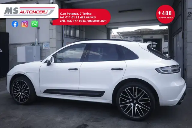 Porsche Macan view 16