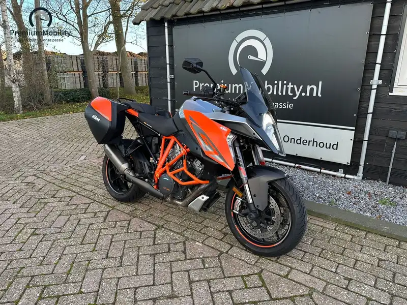 KTM 1290 Super Duke GT - foto 4