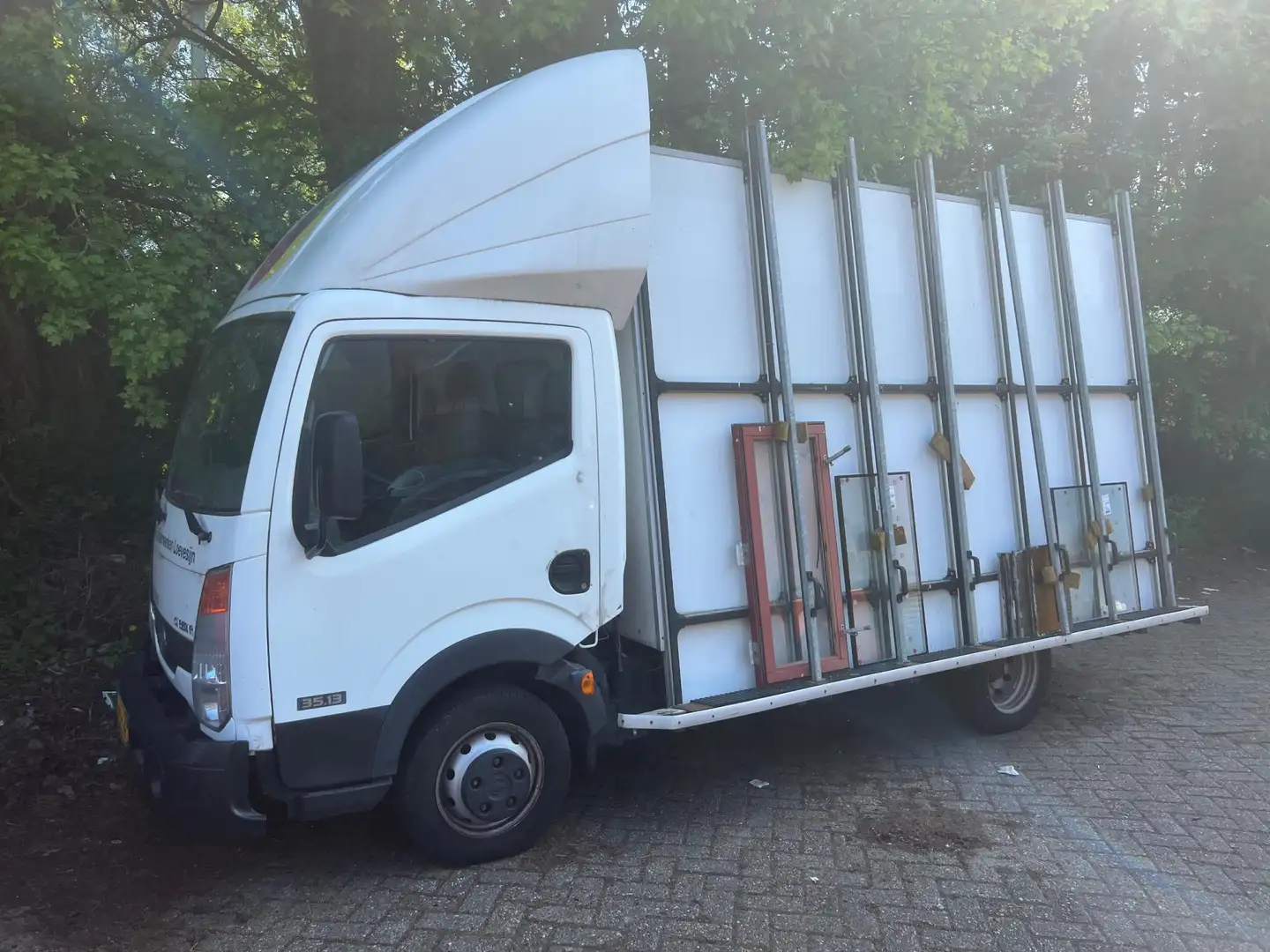 Nissan Cabstar E 130.35 2.5 dCi 290 MOTOR DEFECT - 2
