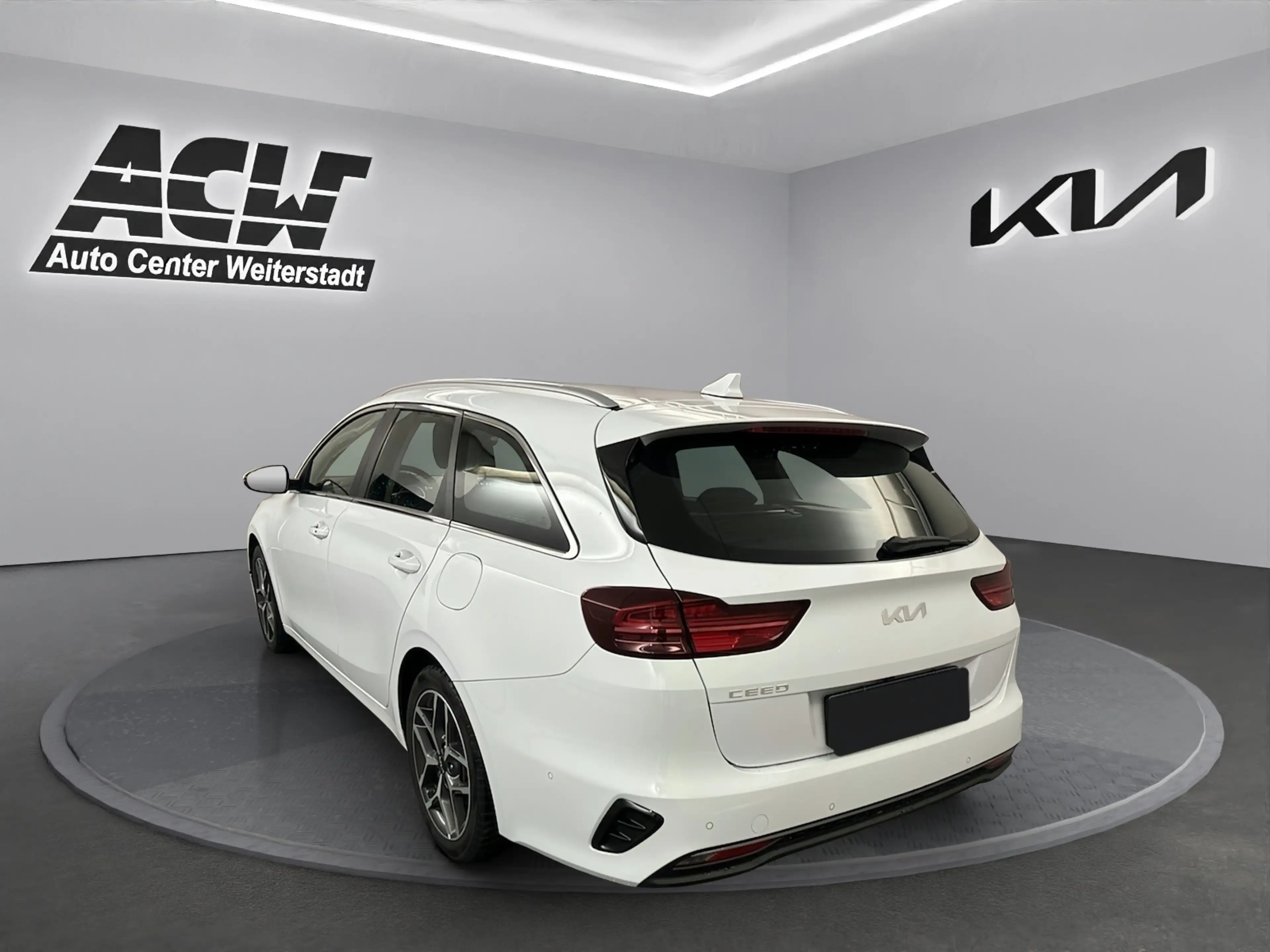Kia Ceed SW / cee'd SW CEED SW 1.5T-GDI SPIRIT NAVI|JBL|KAMERA|SITZHEIZUN — photo 4