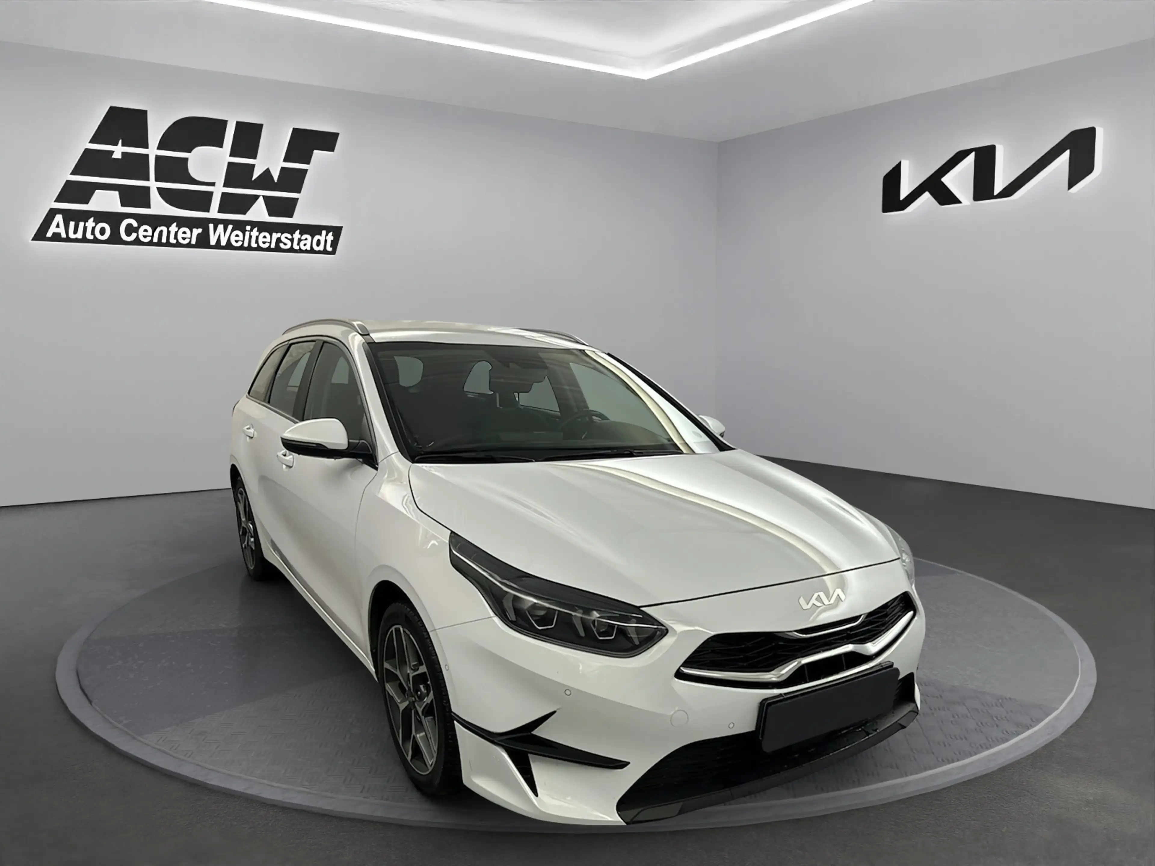 Kia Ceed SW / cee'd SW CEED SW 1.5T-GDI SPIRIT NAVI|JBL|KAMERA|SITZHEIZUN — photo 2