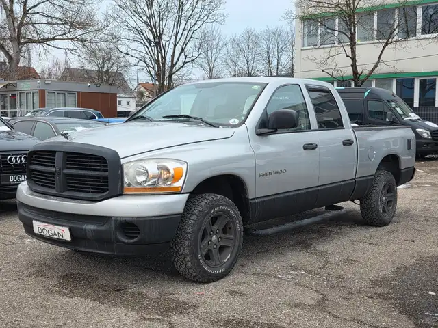 Dodge RAM 1500 4.7L 4WD LPG *6-Sitzer*TÜV NEU*AHK 3,5t