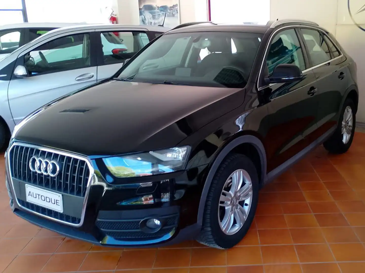 Audi Q3 Q3 I 2011 2.0 tdi Business 140cv Nero - 1