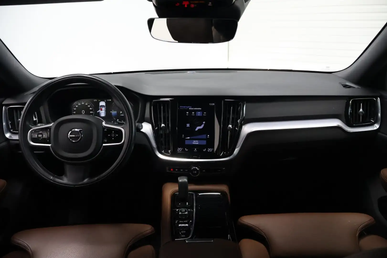 Volvo V60 2.0 T6 AWD Recharge Inscription 340pk | Trekhaak | Bleu - 2