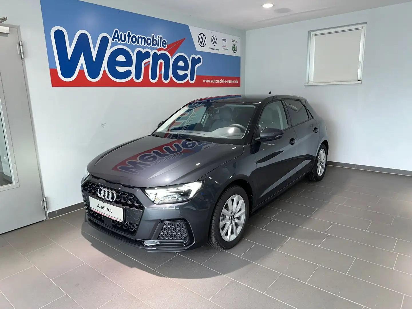 Audi A1 Sportback Advanced 30TFSI LED Navi RKamera Grau - 2