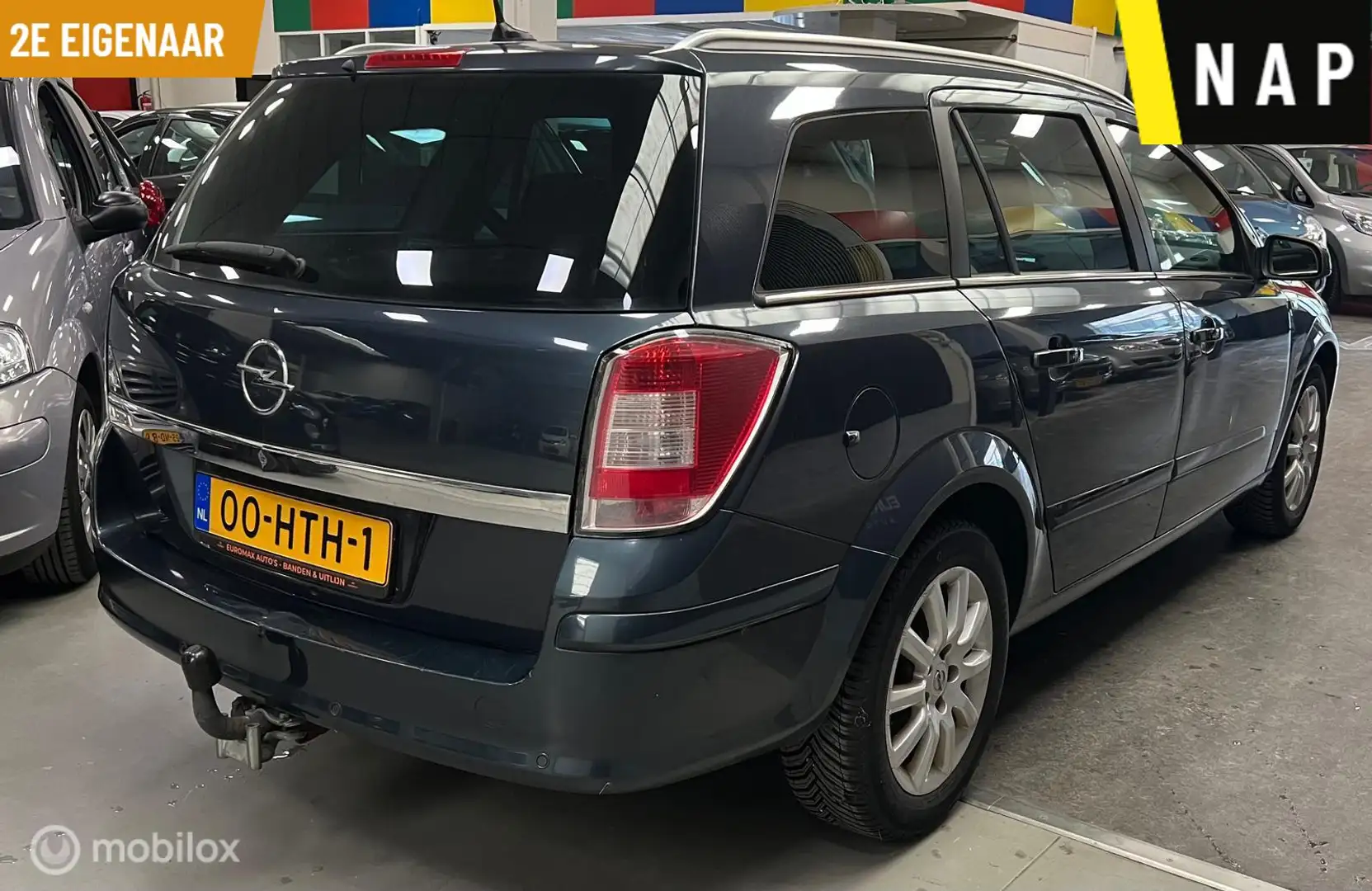 Opel Astra Wagon 1.6 Executive. NAP / Airco / Cruisecontr. Grigio - 2