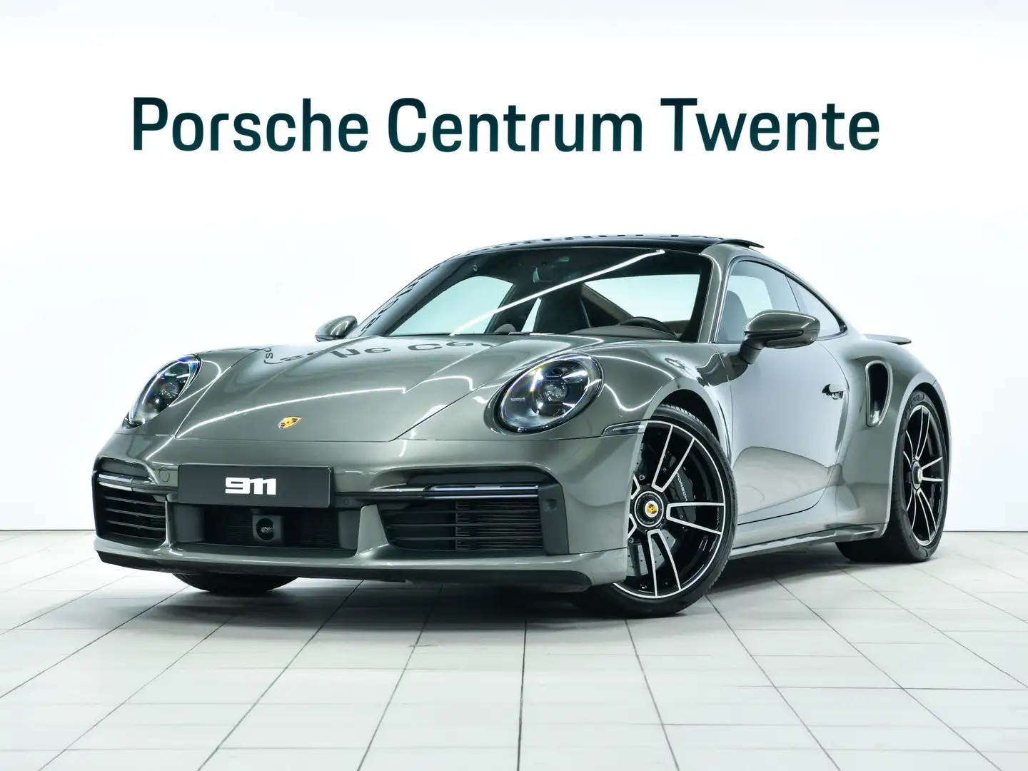 Porsche 992 Turbo S Grün - 1