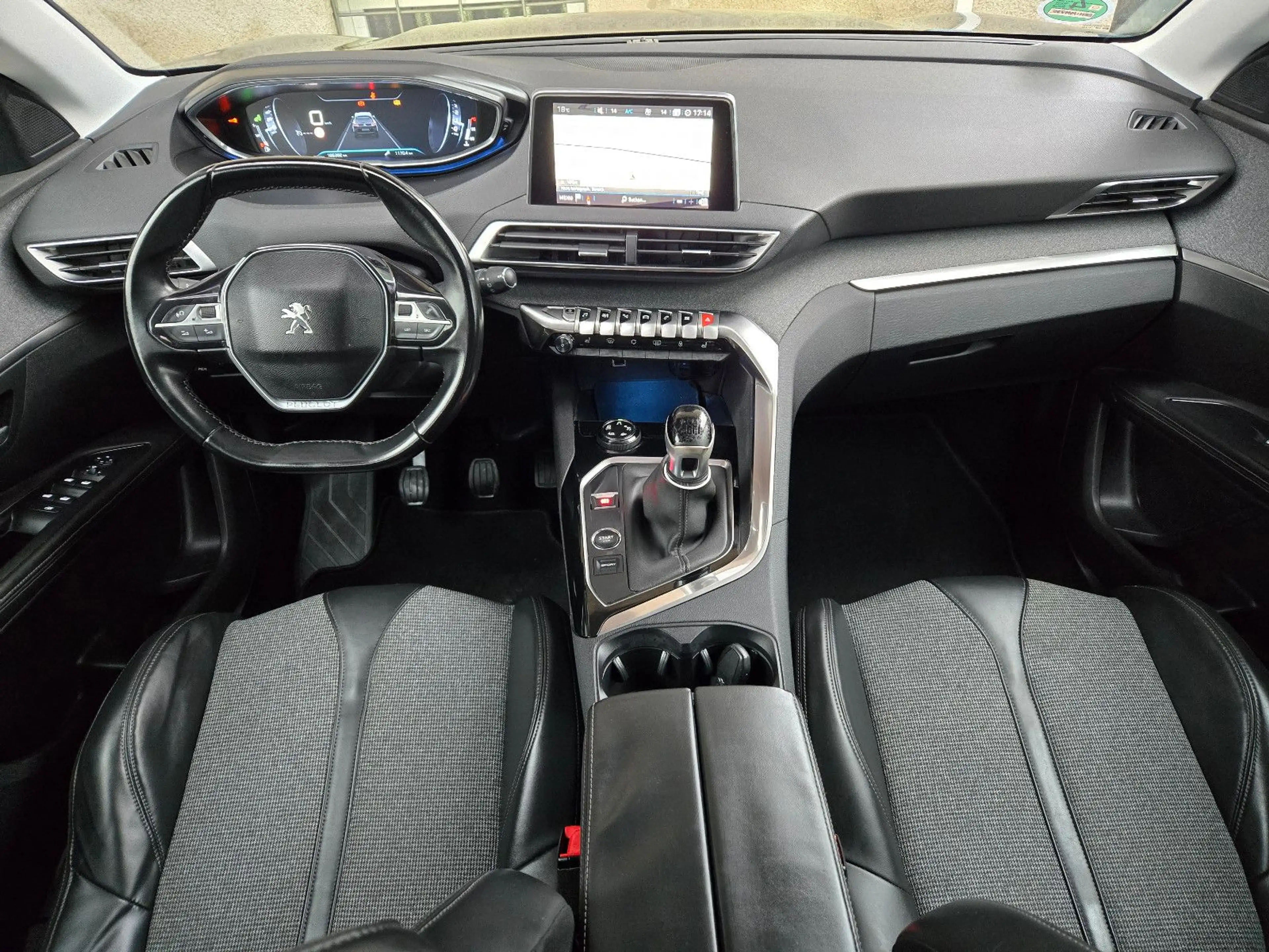 Peugeot 5008 Allure / 7 Sitzer / Leder / LED / AHK — photo 14