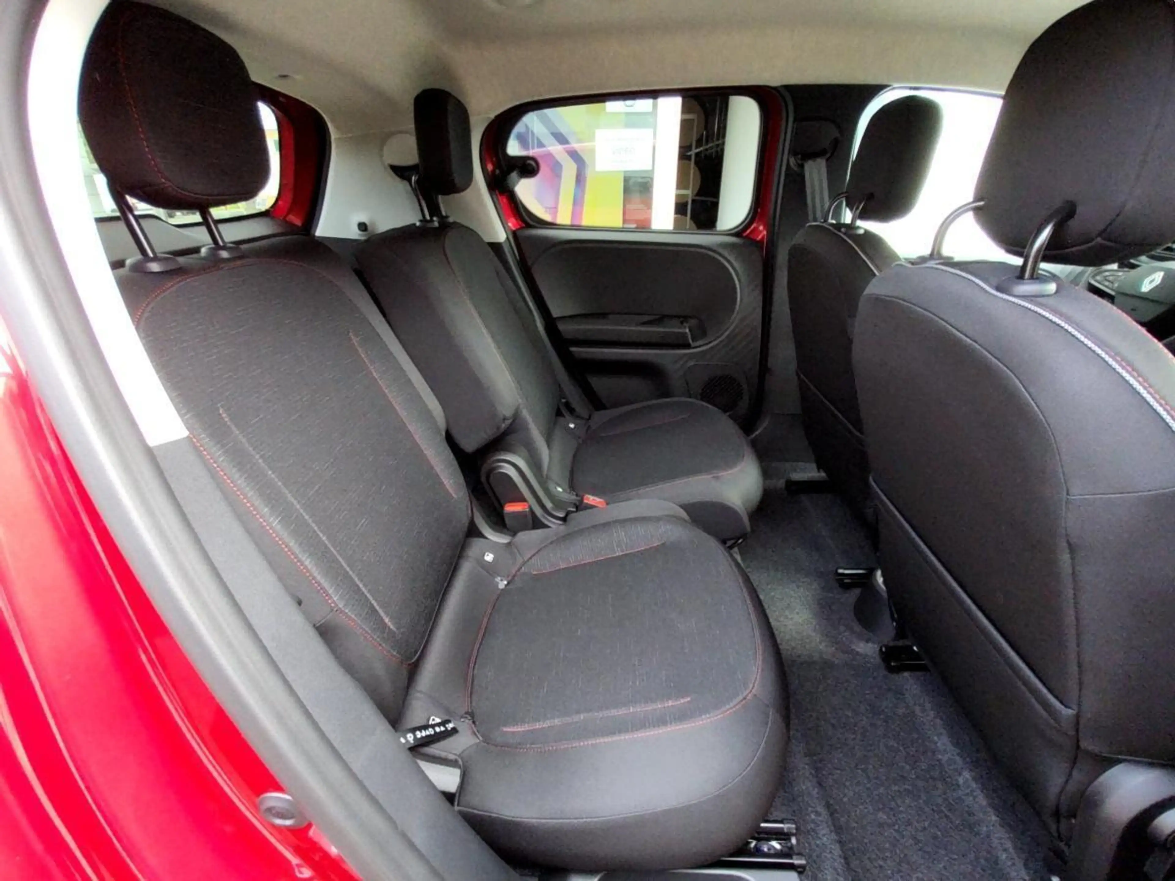 Renault Twingo E-TECH elektrisch Techno 80hp Urban Range — photo 12