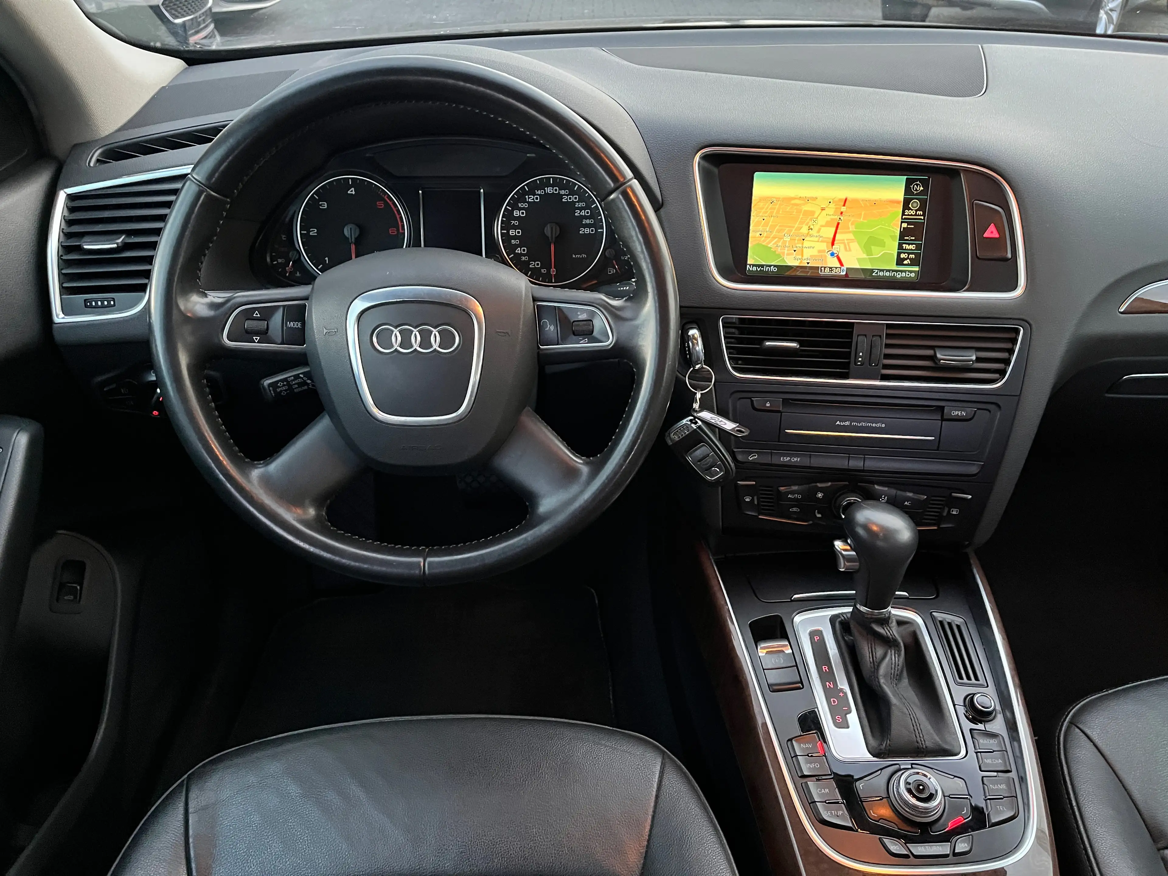 Audi Q5 quattro/Leder/Tempomat/AHK/Scheckheft — photo 10