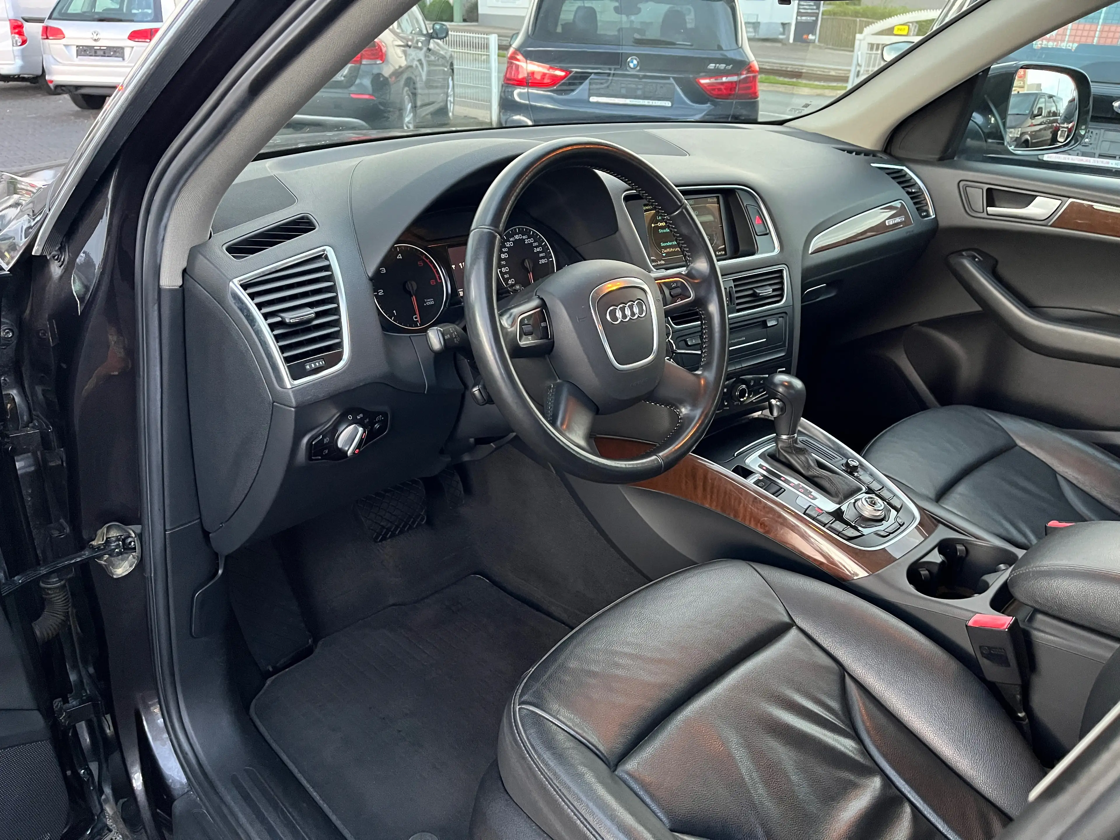Audi Q5 quattro/Leder/Tempomat/AHK/Scheckheft — photo 7