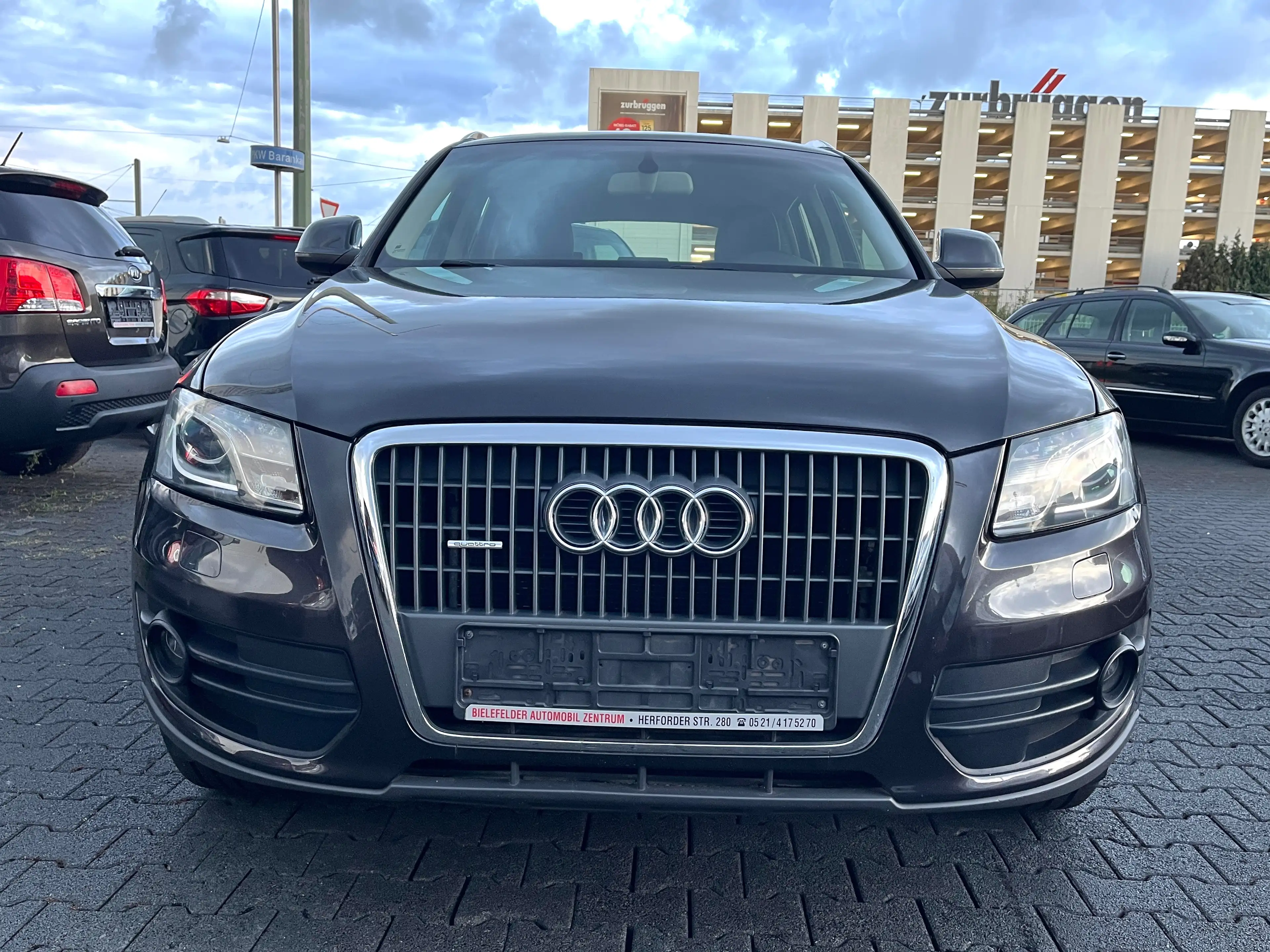 Audi Q5 quattro/Leder/Tempomat/AHK/Scheckheft