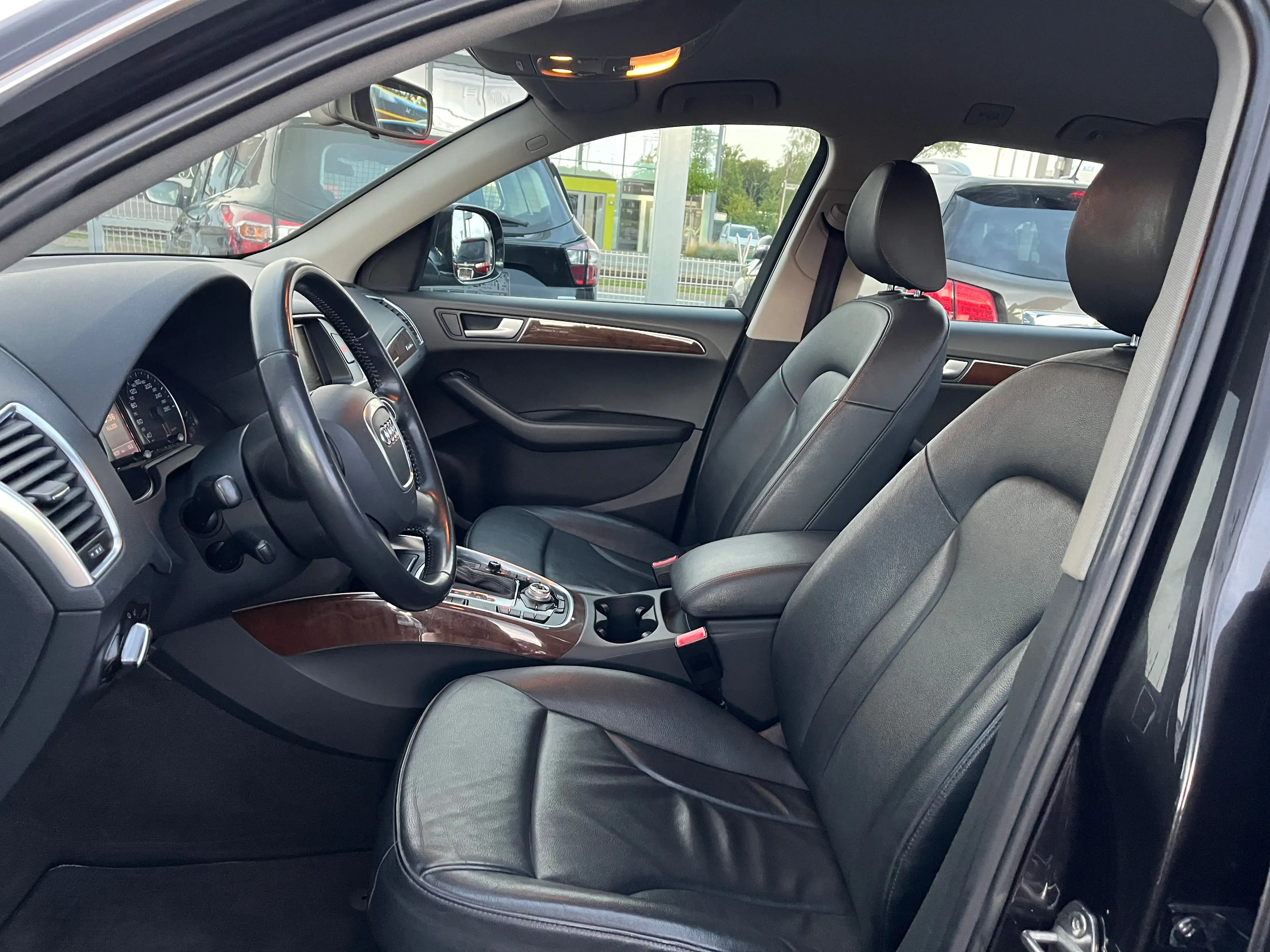 Audi Q5 quattro/Leder/Tempomat/AHK/Scheckheft — photo 8