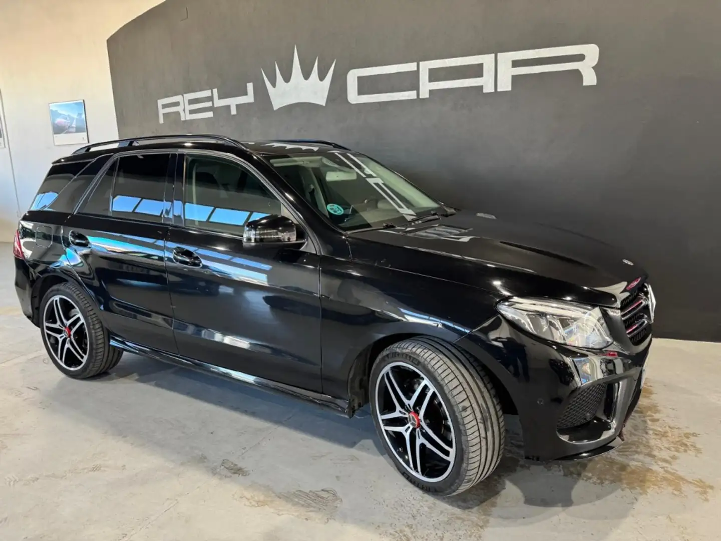 Mercedes-Benz GLE 250 250d 4Matic Aut. Negru - 2