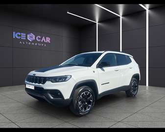 1.3 Turbo T4 240 CV PHEV AT6 4xe Trailhawk