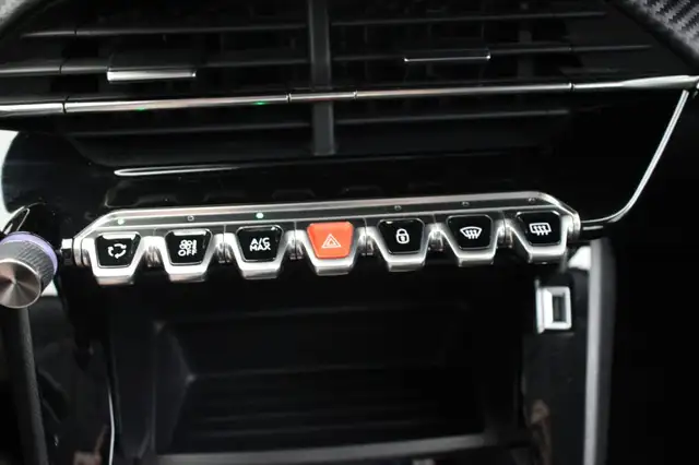Peugeot 2008 view 23