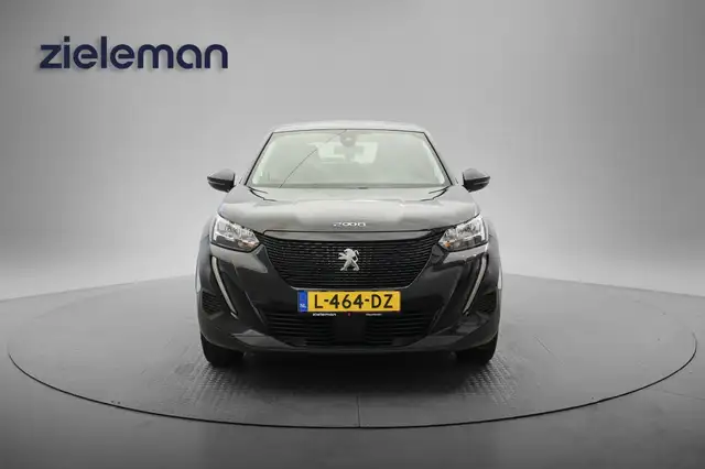 Peugeot 2008 view 9