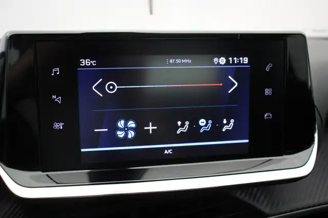 Peugeot 2008 view 22