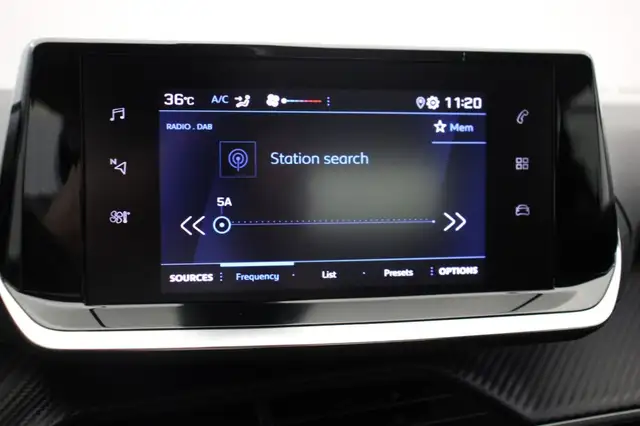 Peugeot 2008 view 21