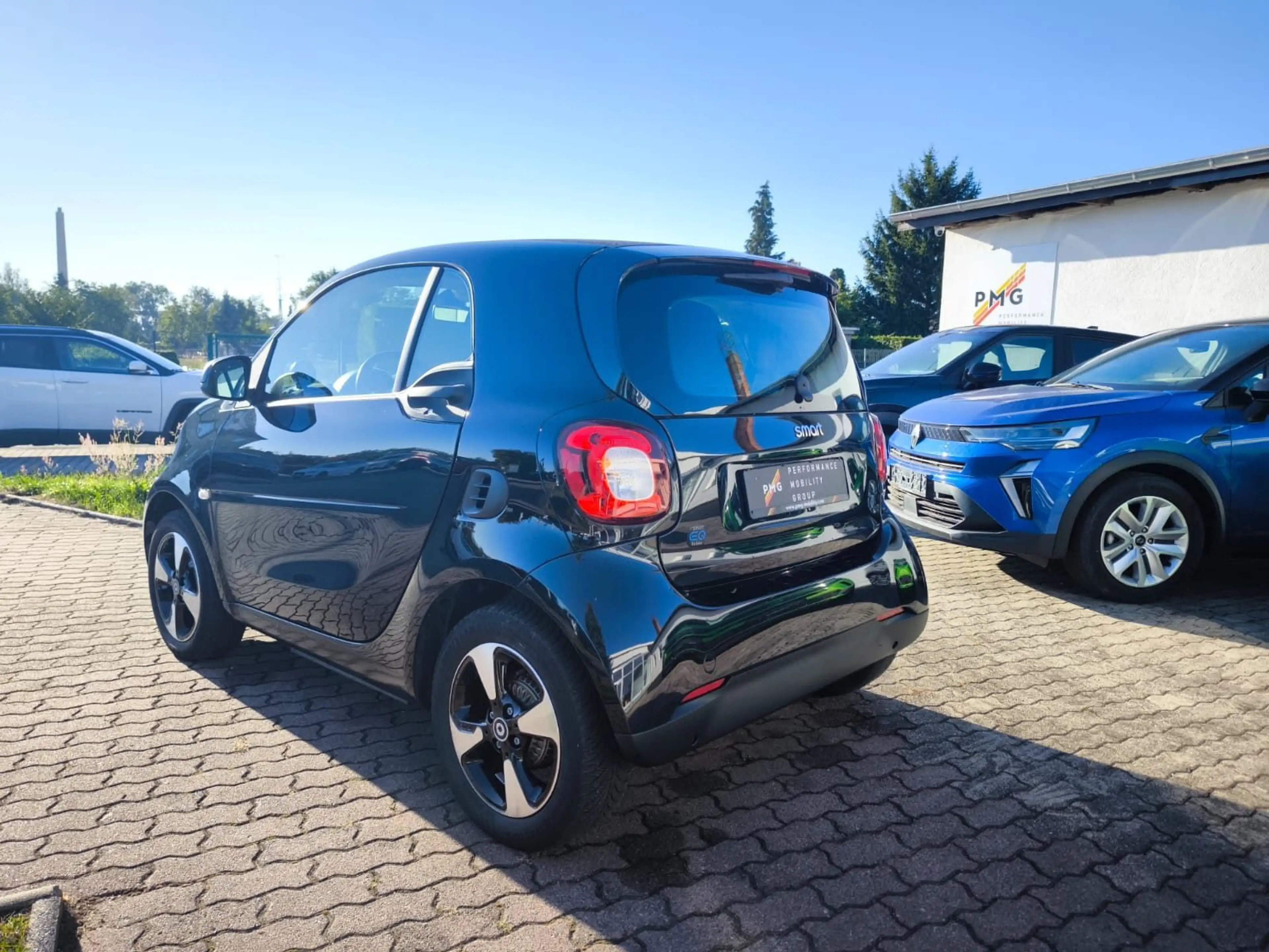 smart forTwo Fortwo EQ Schnelllade/Sitzheizung — photo 5