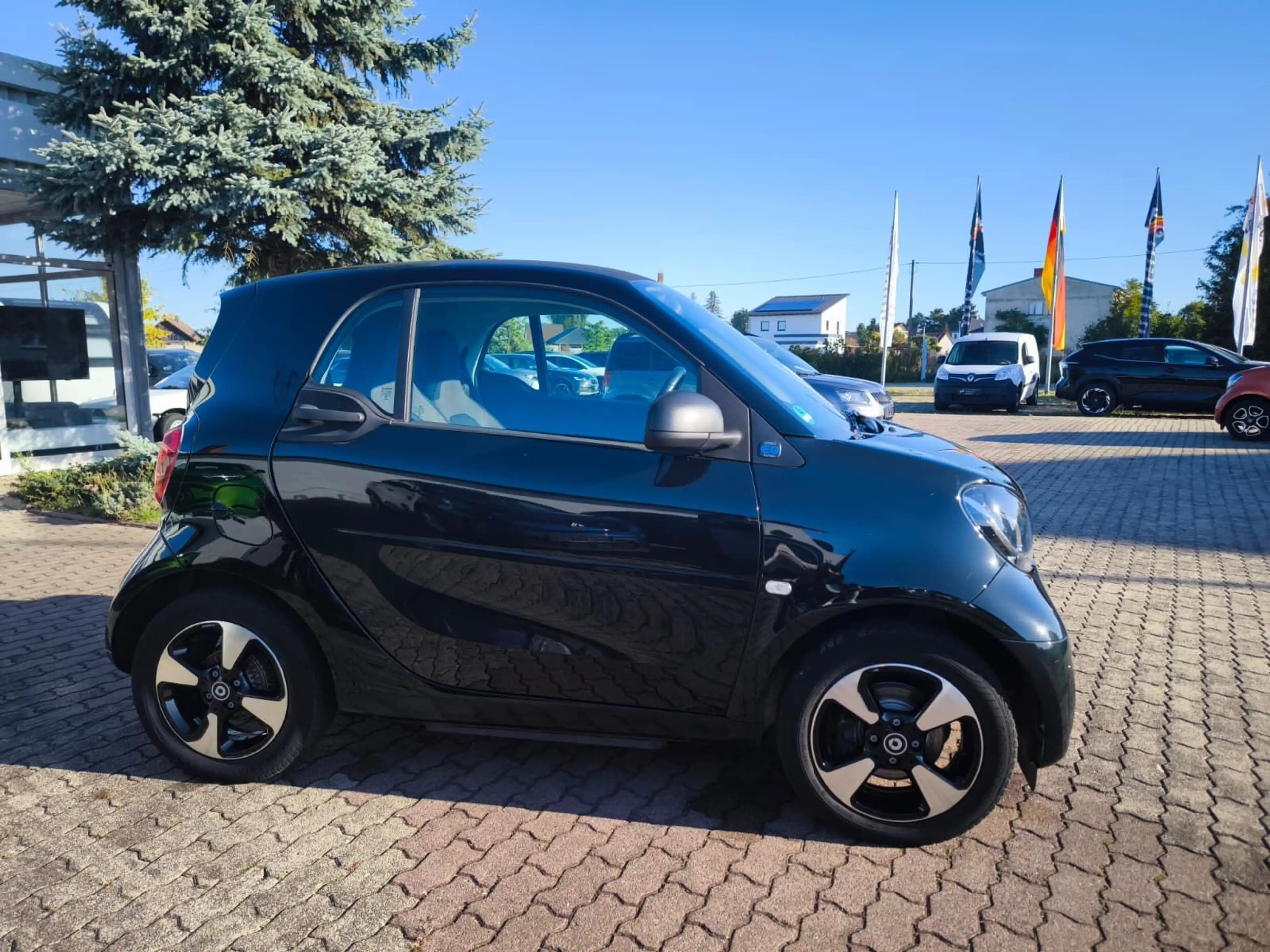 smart forTwo Fortwo EQ Schnelllade/Sitzheizung — photo 8