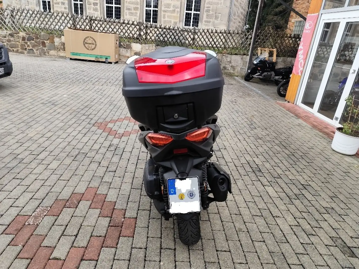 Yamaha X-Max 300 CZD300-A SP Techmax Gris - 2