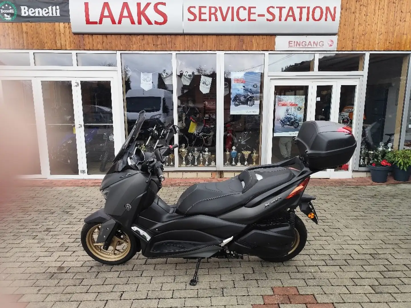 Yamaha X-Max 300 CZD300-A SP Techmax Gris - 1