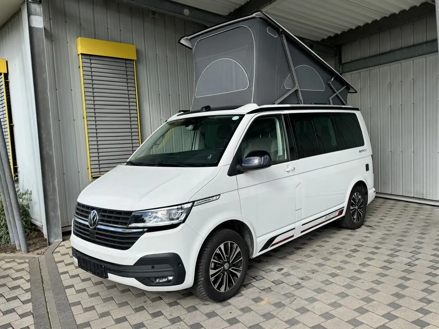 Volkswagen T6 California 6.1 Beach Edition DSG Edition ACC Wit - 2