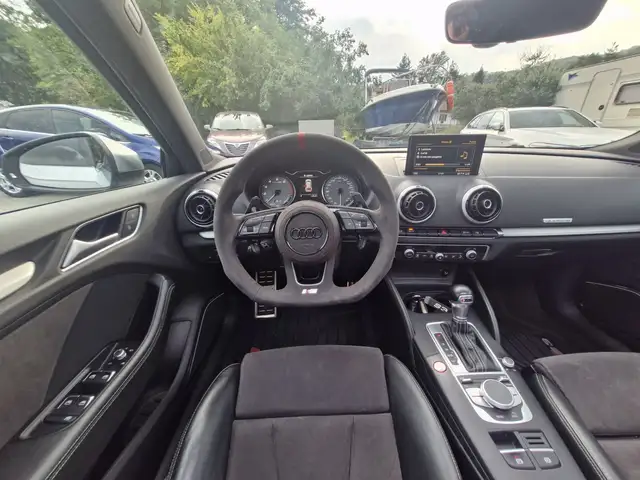 Audi S3 view 13