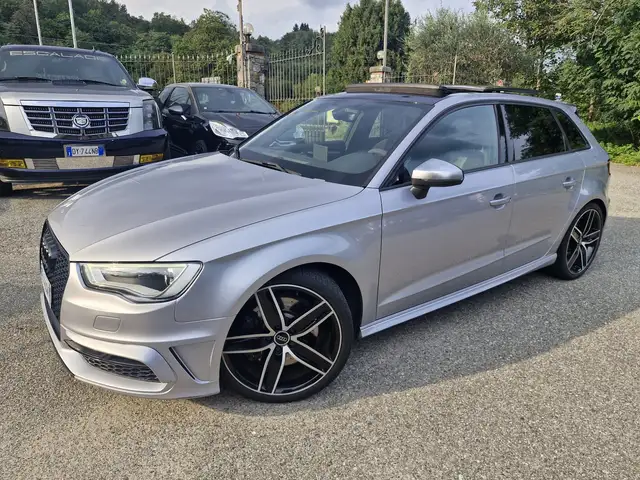Audi S3 view 3